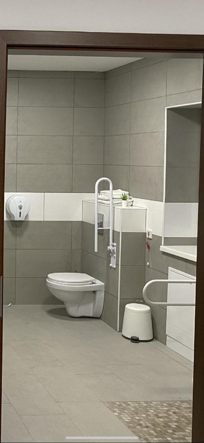 Apartamento Sulyom Panzió Tiszafüred Exterior foto